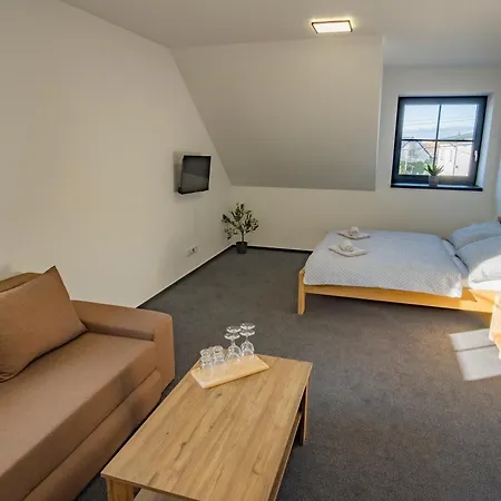 Pod Radhostem U Maleru بيت ضيافة Dolní Bečva