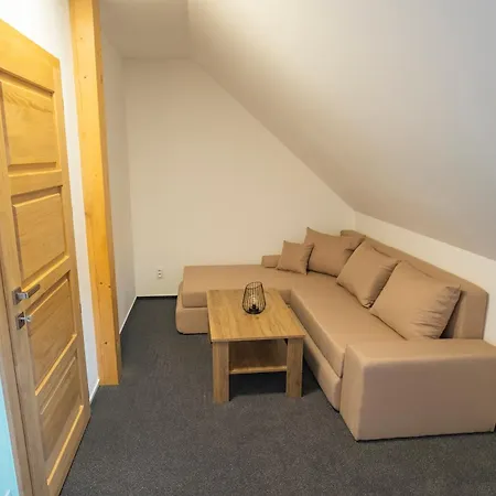 Pod Radhostem U Maleru 3*